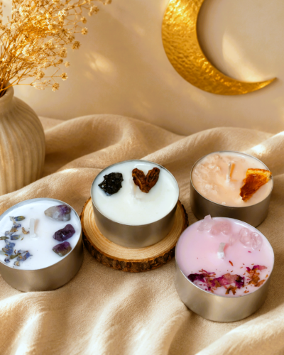 Velas de té aromáticas, con fondo cálido y luna